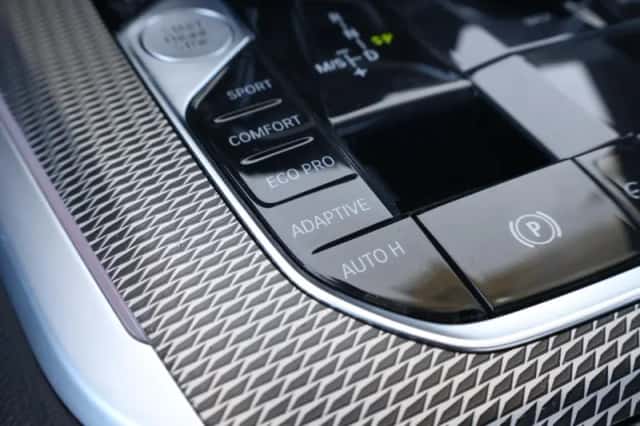 BMW X5 (2020) thumbnail 30