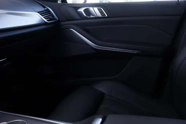 BMW X5 (2020) thumbnail 35