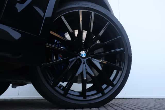 BMW X5 (2020) thumbnail 10