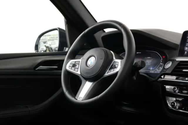 BMW X3 (2021) thumbnail 17