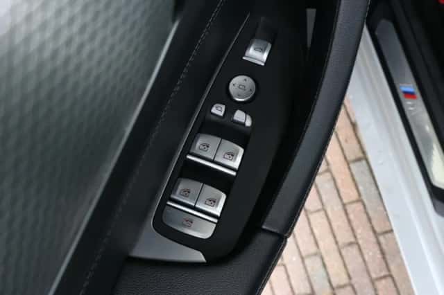 BMW X3 (2021) thumbnail 25
