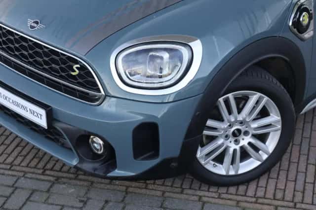 MINI Countryman (2022) thumbnail 2