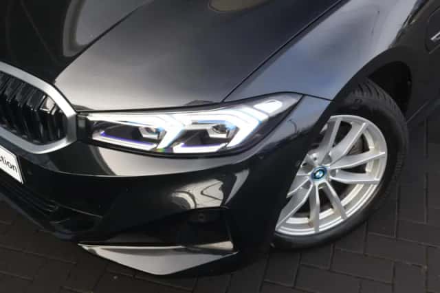 BMW 3-Serie (2022) thumbnail 2