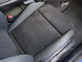 BMW iX2 (2025) thumbnail 16