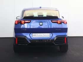 BMW iX2 (2025) thumbnail 21