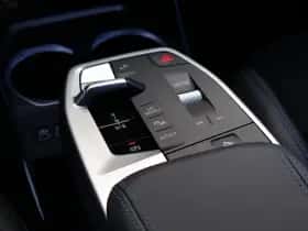 BMW iX2 (2025) thumbnail 29