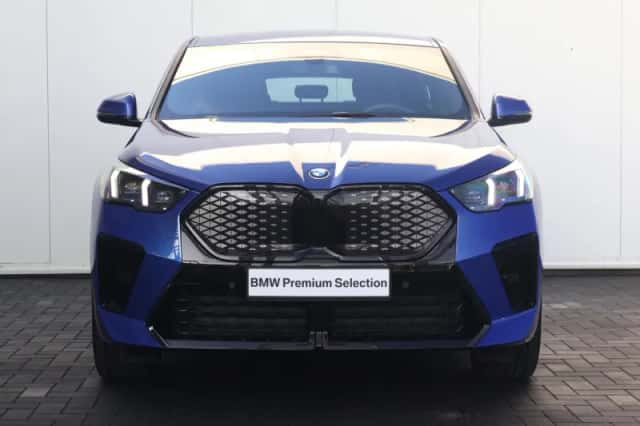 BMW iX2 (2025) thumbnail 5