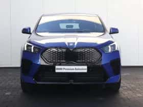 BMW iX2 (2025) thumbnail 5