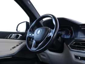 BMW X5 (2020) thumbnail 16