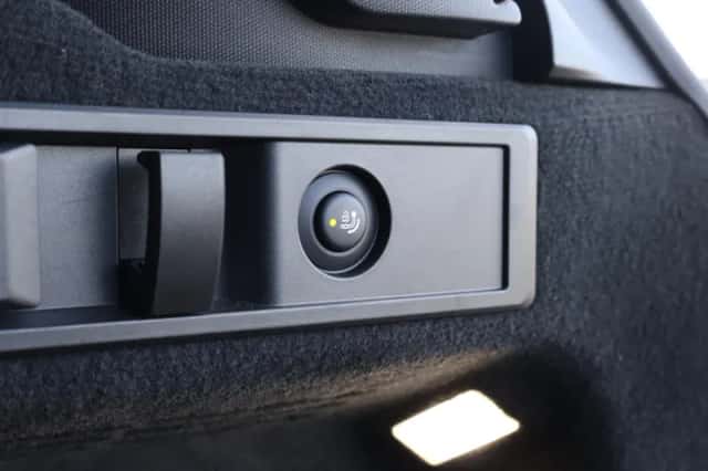BMW 3-Serie (2025) thumbnail 55