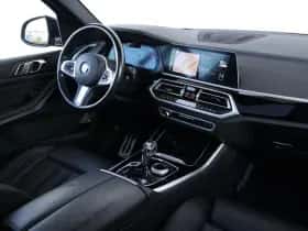 BMW X5 (2022) thumbnail 23