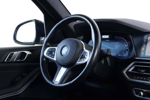 BMW X5 (2022) thumbnail 25