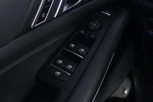 BMW X5 (2022) thumbnail 36