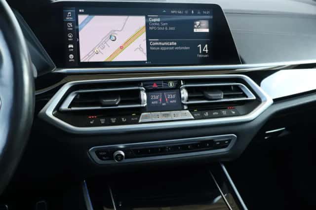 BMW X5 (2022) thumbnail 44