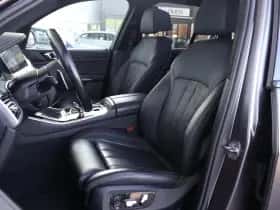 BMW X5 (2022) thumbnail 62