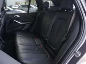 BMW X5 (2022) thumbnail 67