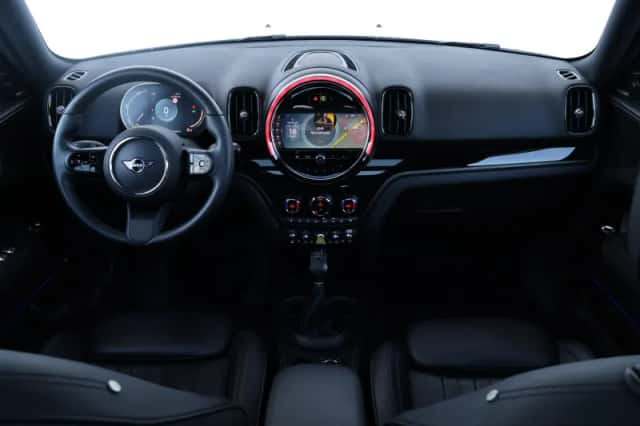 MINI Countryman (2022) thumbnail 13