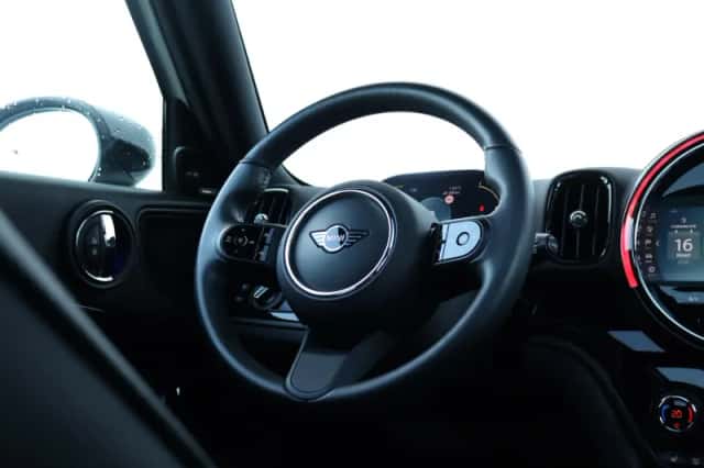 MINI Countryman (2022) thumbnail 14