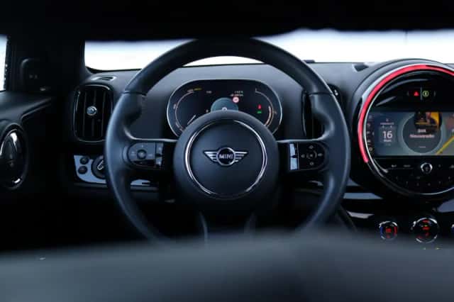 MINI Countryman (2022) thumbnail 15