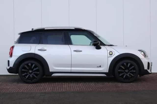 MINI Countryman (2022) thumbnail 5