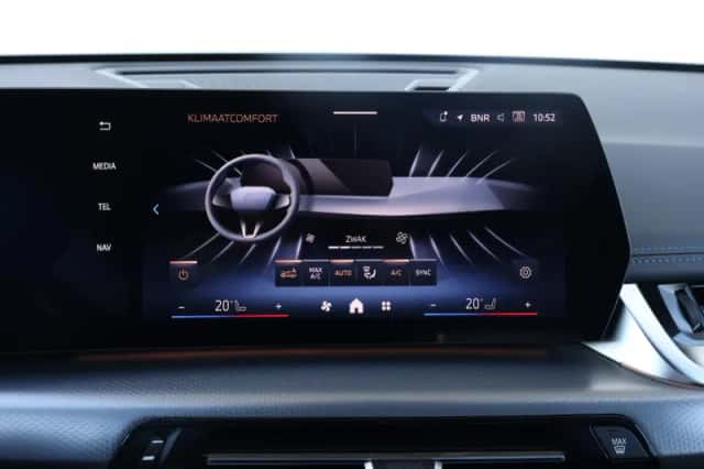 BMW iX1 (2025) thumbnail 27