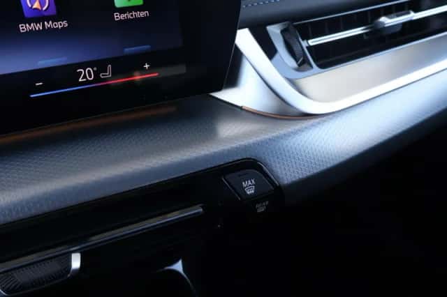 BMW iX1 (2025) thumbnail 29