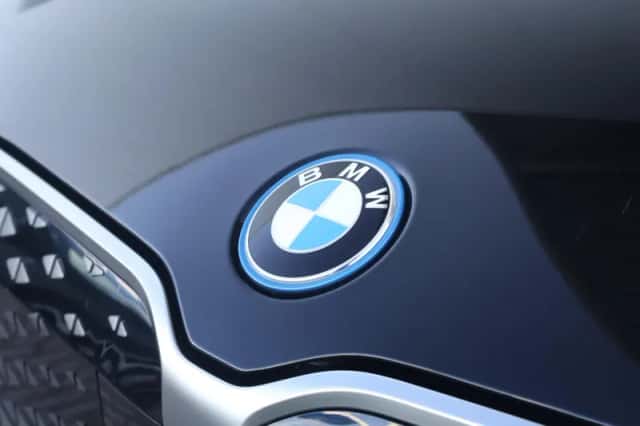BMW iX1 (2025) thumbnail 39