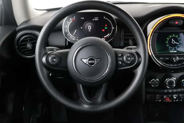 MINI Mini (2021) thumbnail 16