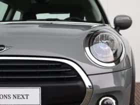 MINI Mini (2021) thumbnail 3