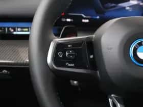 BMW i5 (2026) thumbnail 16