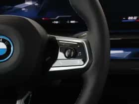 BMW i5 (2026) thumbnail 17