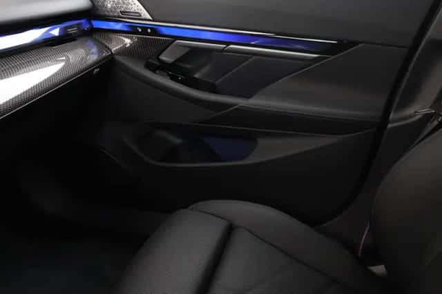 BMW i5 (2026) thumbnail 43