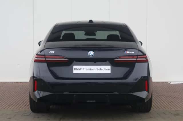 BMW i5 (2026) thumbnail 7