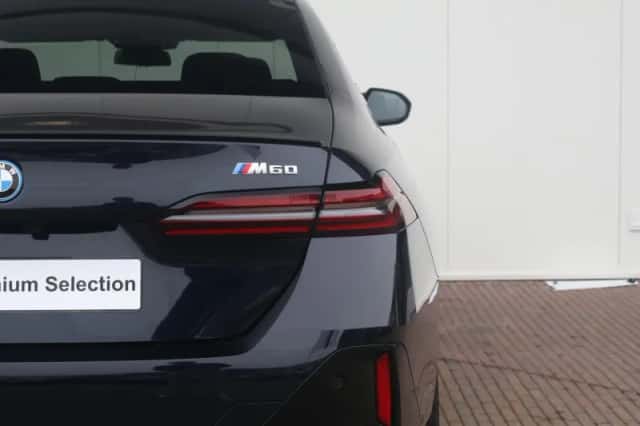 BMW i5 (2026) thumbnail 8