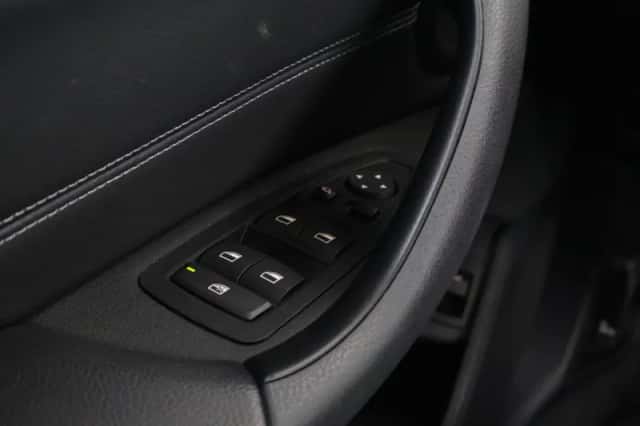BMW X1 (2022) thumbnail 15