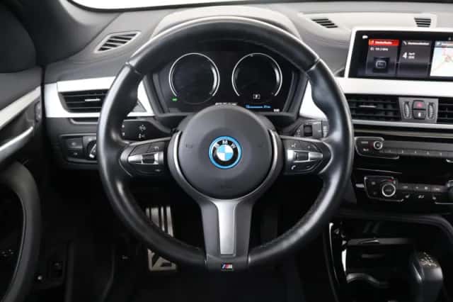 BMW X1 (2022) thumbnail 17