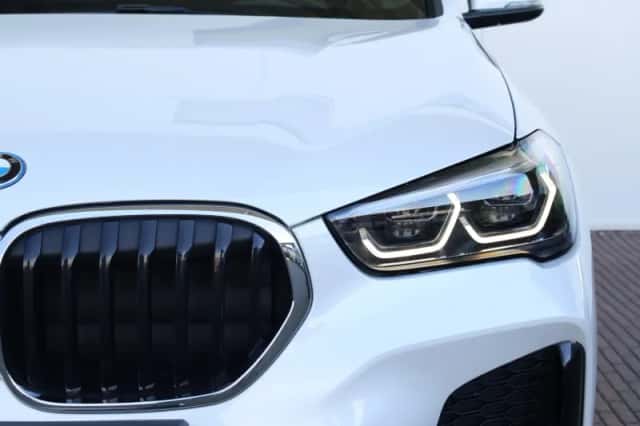 BMW X1 (2022) thumbnail 3