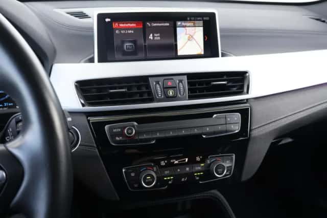 BMW X1 (2022) thumbnail 26