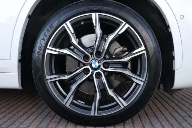 BMW X1 (2022) thumbnail 6