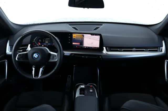 BMW X1 (2025) thumbnail 12