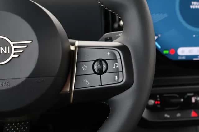 MINI Cabrio (2026) thumbnail 20