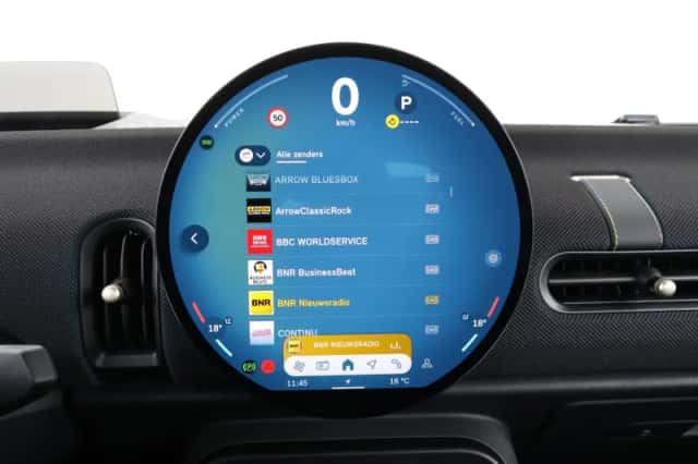 MINI Cabrio (2026) thumbnail 30
