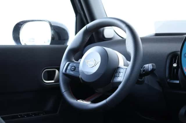MINI Cooper (2026) thumbnail 11