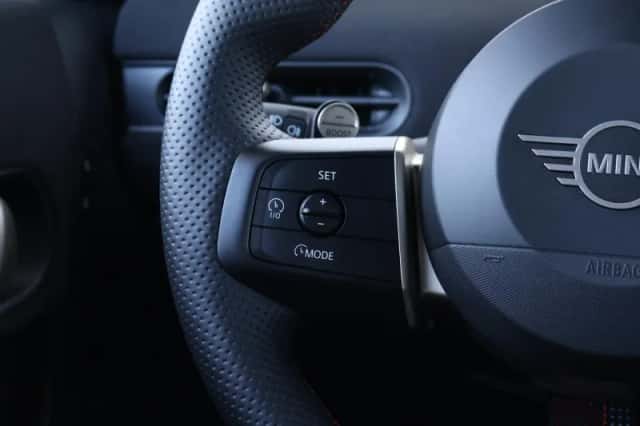 MINI Cooper (2026) thumbnail 18
