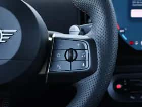MINI Cooper (2026) thumbnail 19