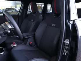 MINI Cooper (2026) thumbnail 40