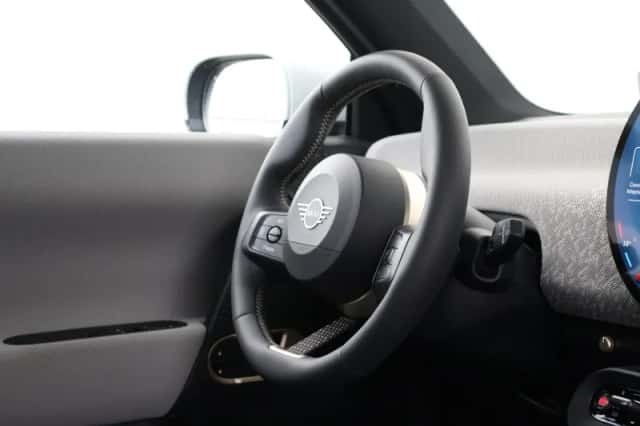 MINI Cooper (2026) thumbnail 11