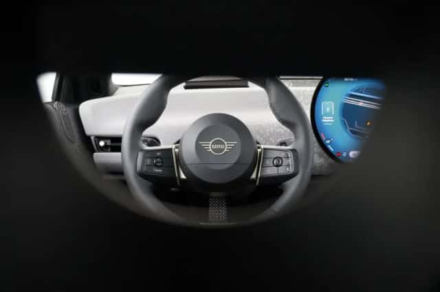 MINI Cooper (2026) thumbnail 14