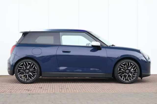 MINI Cooper (2026) thumbnail 5