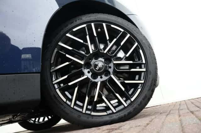 MINI Cooper (2026) thumbnail 51
